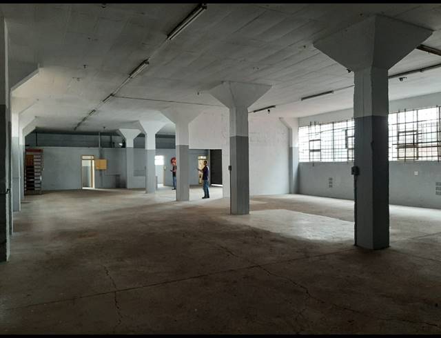 399M² WAREHOUSE TO LET IN NEW GERMANY